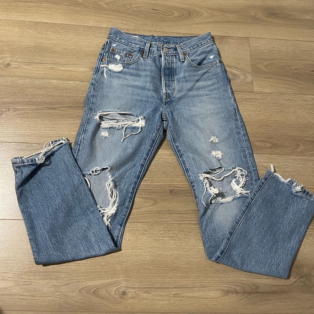 Levi’s 501 high rise straight jeans